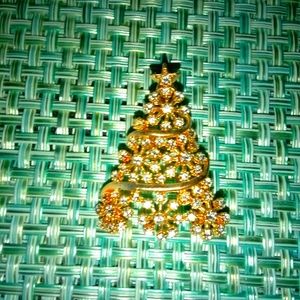 Vintage Christmas Tree Brooch